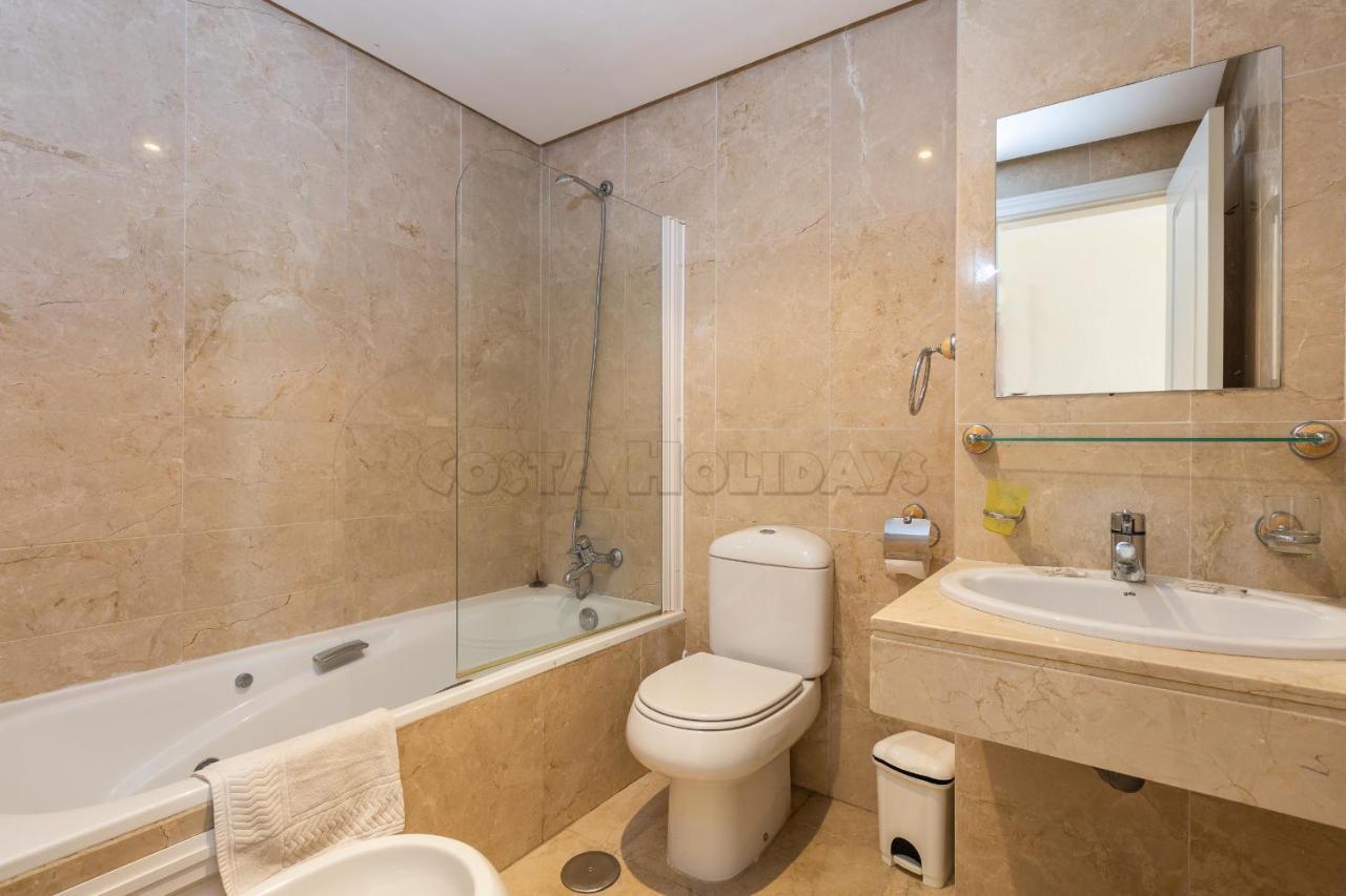 Marina Real 425 Apartment Manilva Luaran gambar